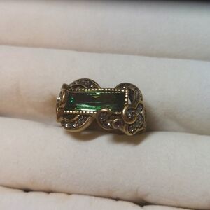 Heidi Daus "Green Envy" Ring Sz 7.5